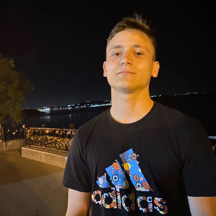  ,   Mihail, 22 ,   ,   