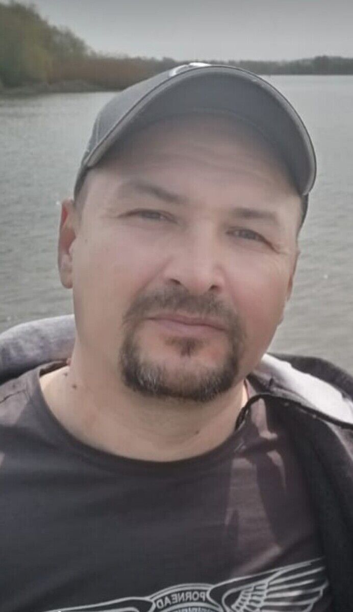  --,   , 47 ,  