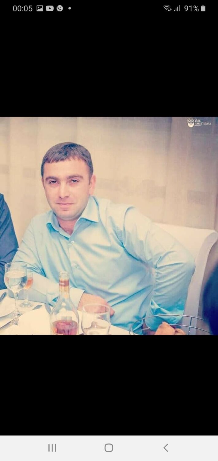  31327895  Armen, 35 ,    