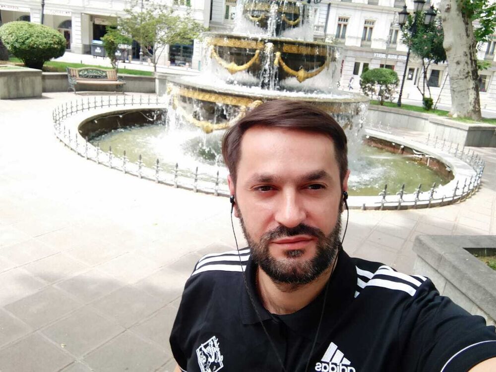  24036775  Vato, 44 ,    