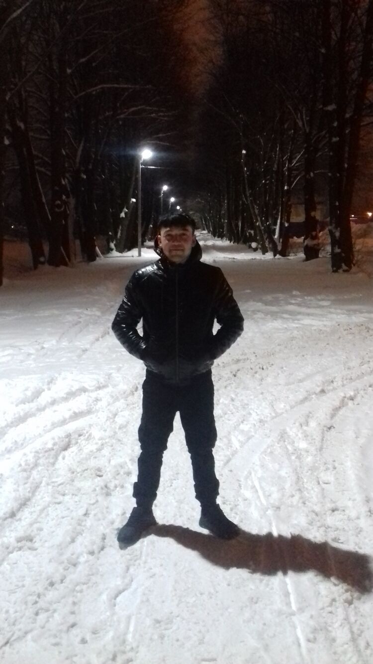  22913355  Asilbek, 32 ,    