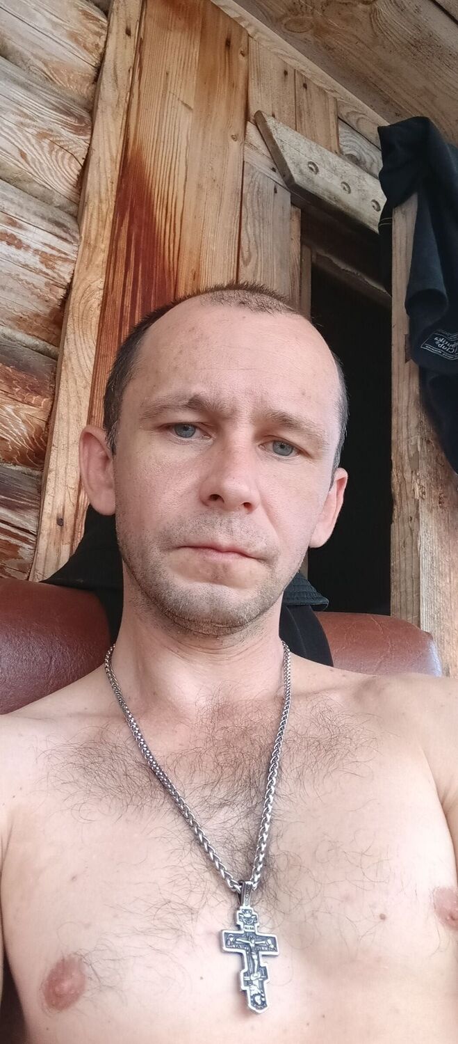  48213955  , 37 ,    -