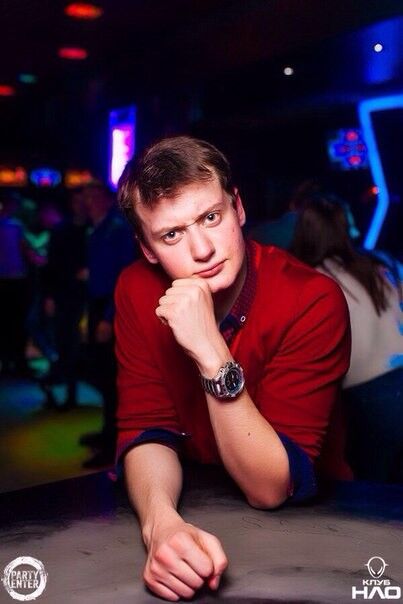  ,   Anton, 28 ,   