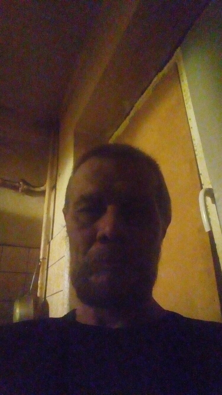  25319455  Sergej, 49 ,    