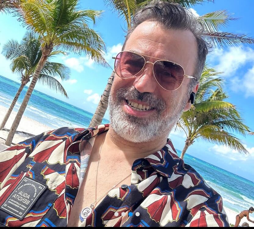  48960885  Benjamin, 57 ,    