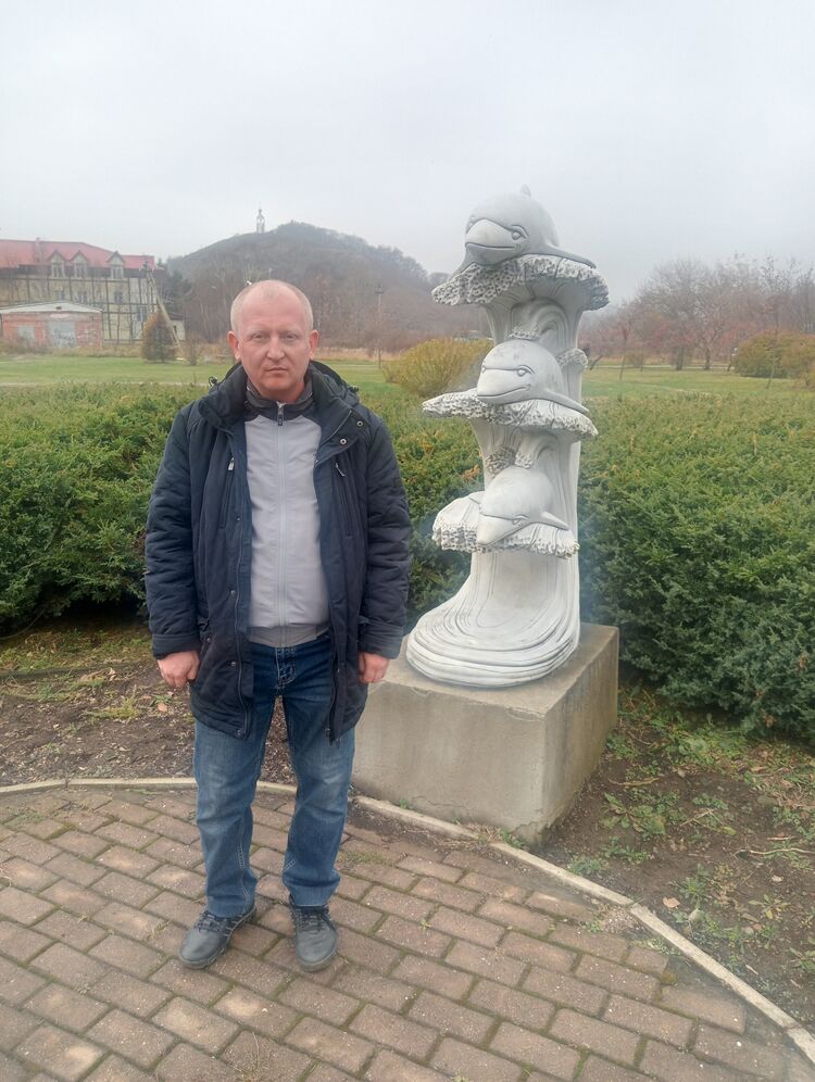  ,   Ivan, 39 ,   ,   , c , 