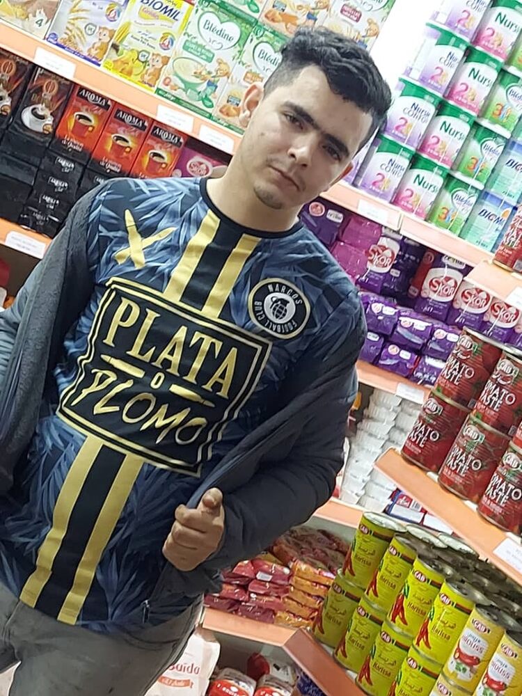  48195055  NL, 27 ,     