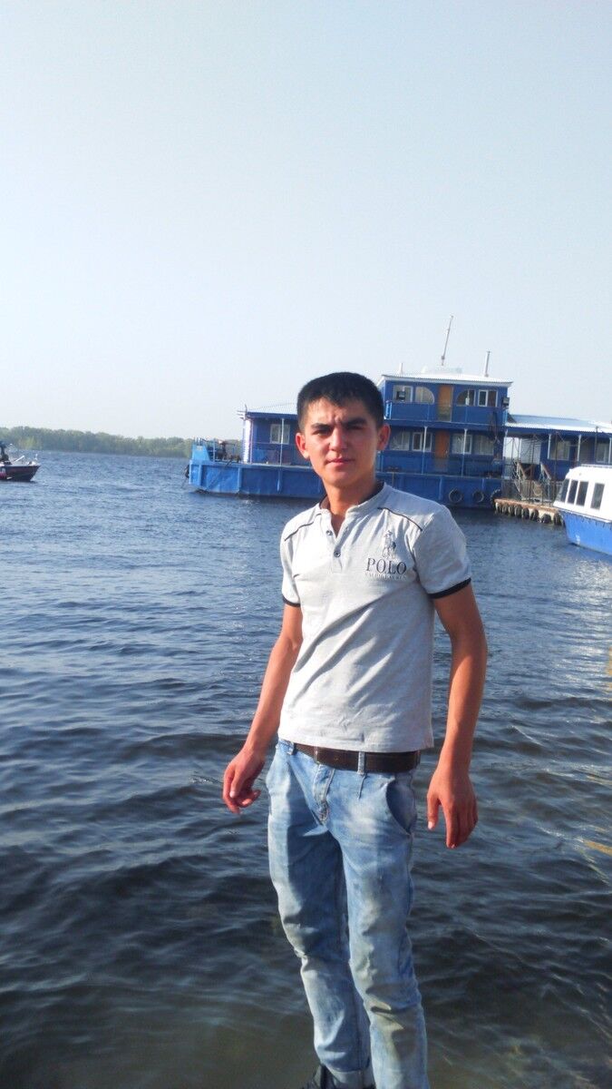  ,   Asatbek, 40 ,   ,   , c 
