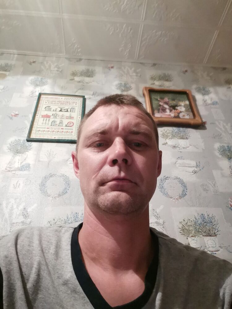  21001105  , 44 ,    