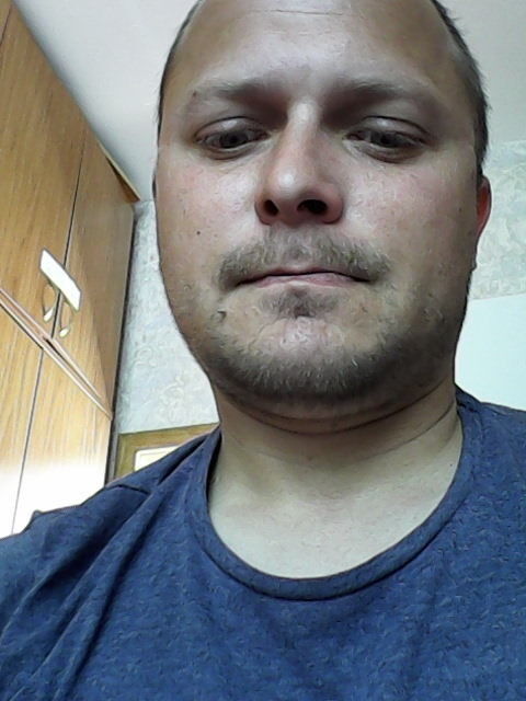 ,   Ivan, 39 ,  