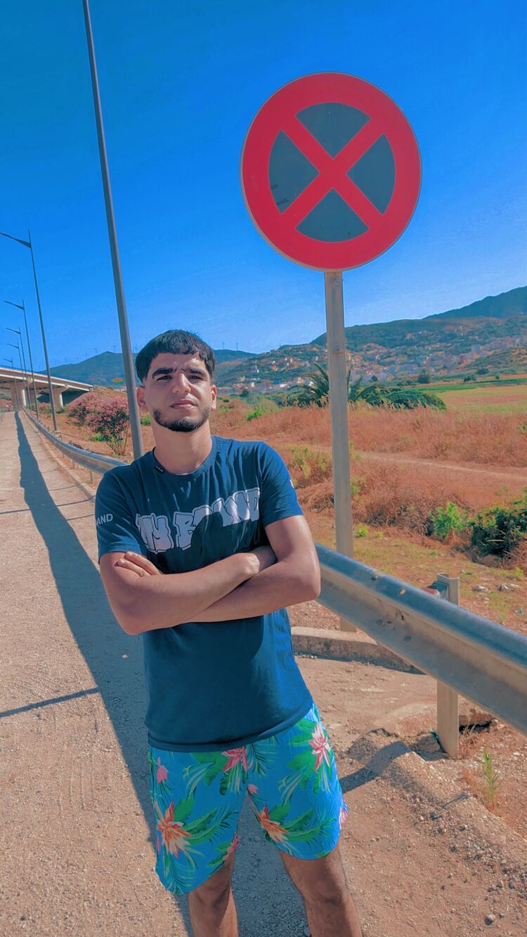  ,   Maka Vili, 26 ,   ,   