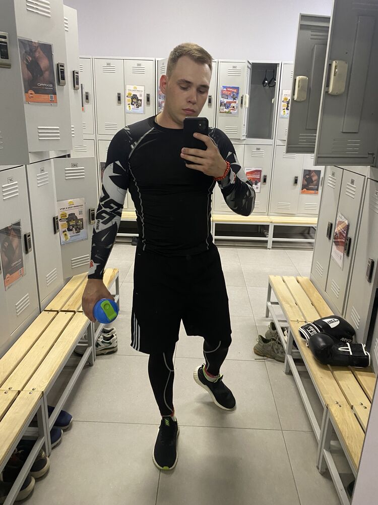 ,   Vlad, 27 ,   ,   