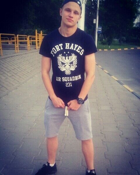  ,   Sasha199810, 27 ,   
