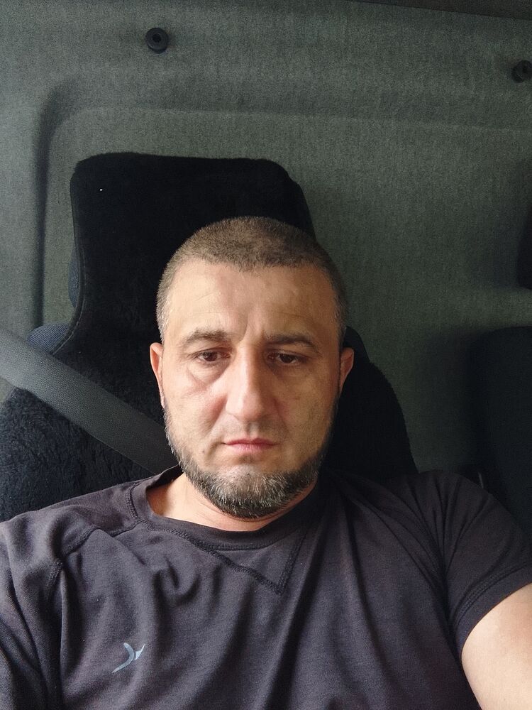  44763675  , 42 ,    