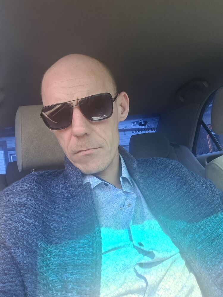  33728775  Andrei, 2 ,    -