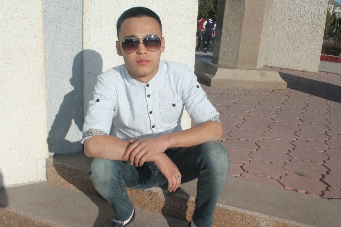  ,   Olzhas, 31 ,   