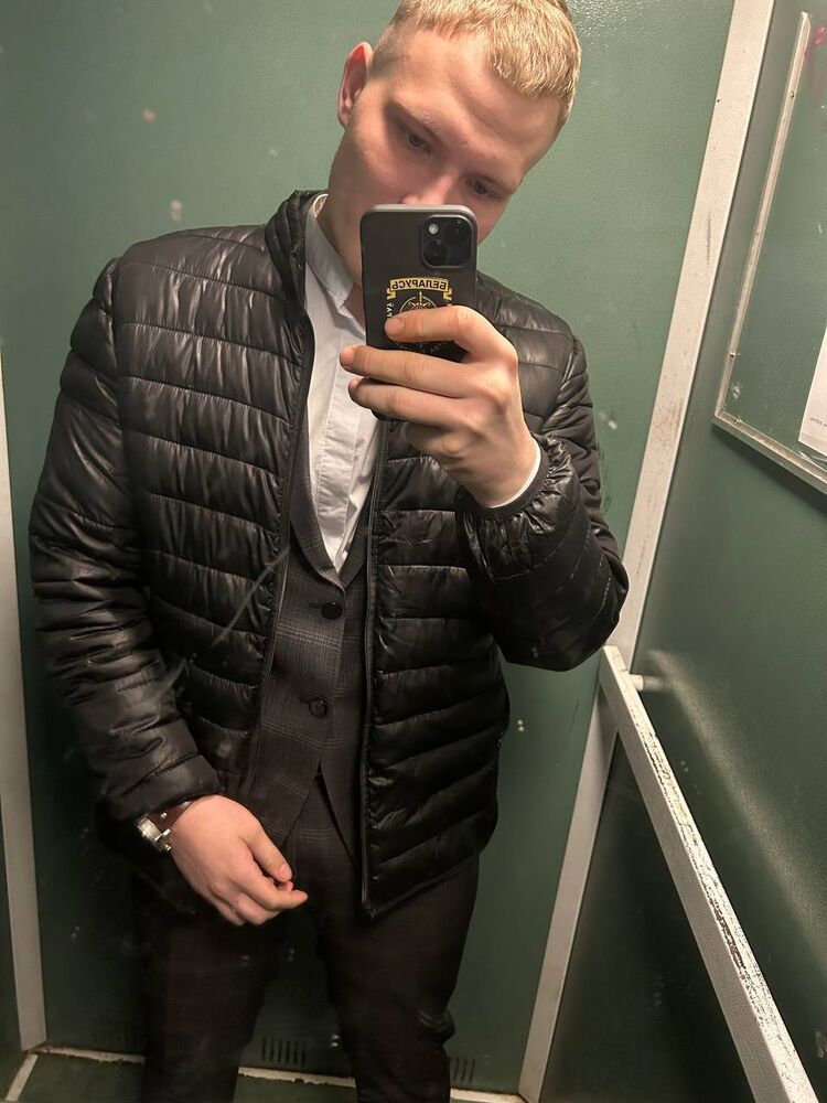  31935875  , 23 ,    