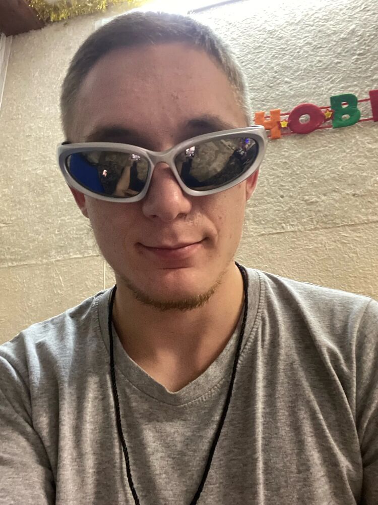  40527865  , 23 ,    -