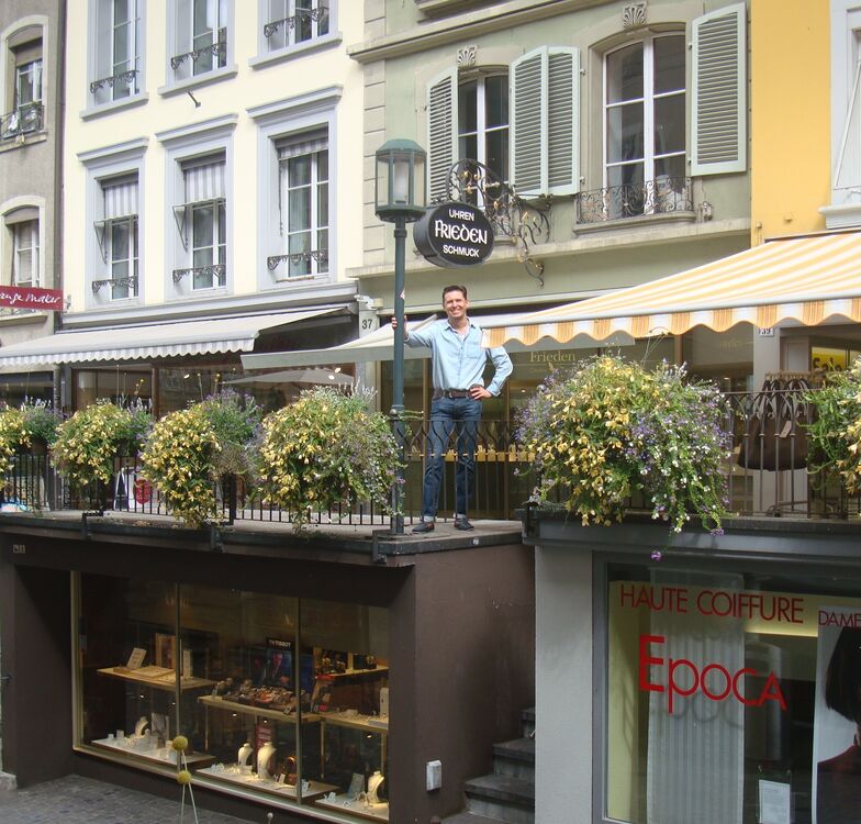  29654825  Alex Martin, 39 ,    Thun