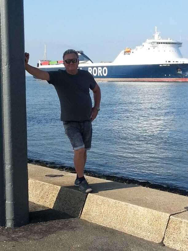  53367995  , 64 ,    Offenburg