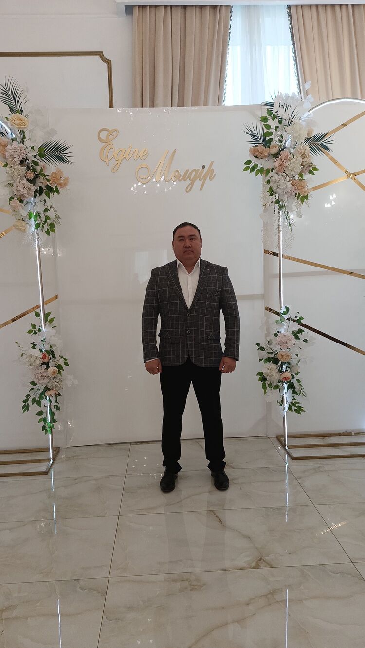  39833105  , 44 ,    
