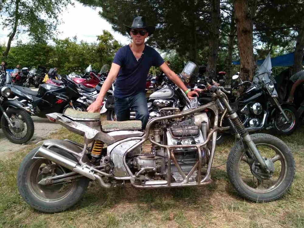 ���� 10441845 ������� ����, 44 ����, ���� ���������� � ��������