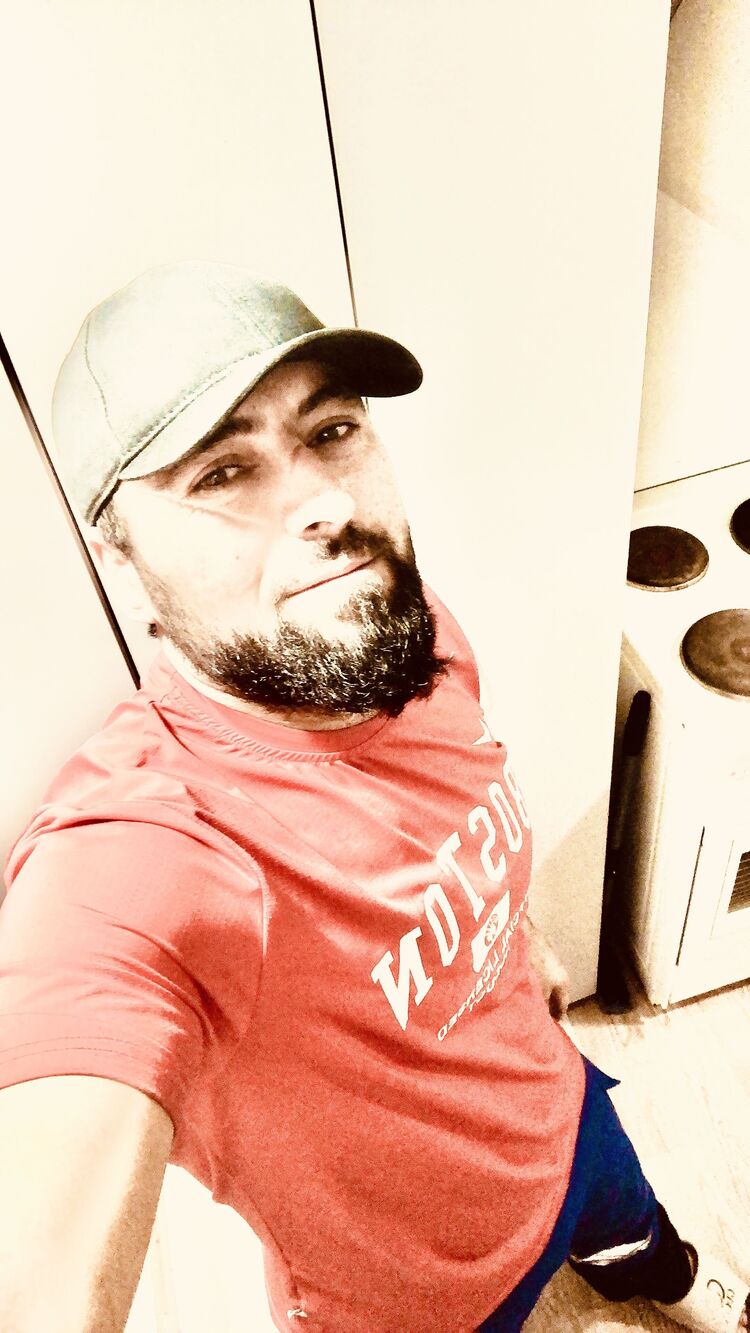  47493225  Muslim, 32 ,    