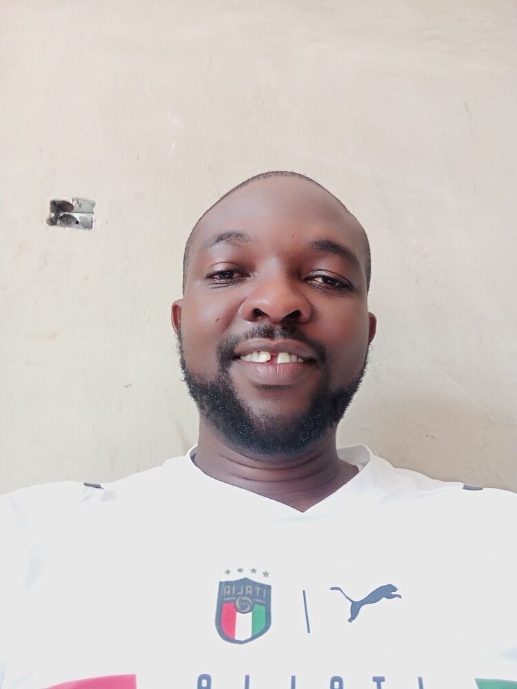 ���������� Portsmouth, ���� ������� Emeka, 42 ����, ������������ ��� ����� � ���������, c�������� ���������