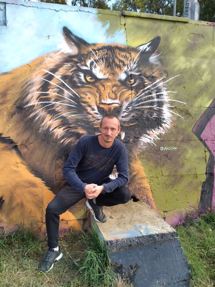 ���� 24379935 ������� ��������, 40 ���, ���� ���������� � �����������