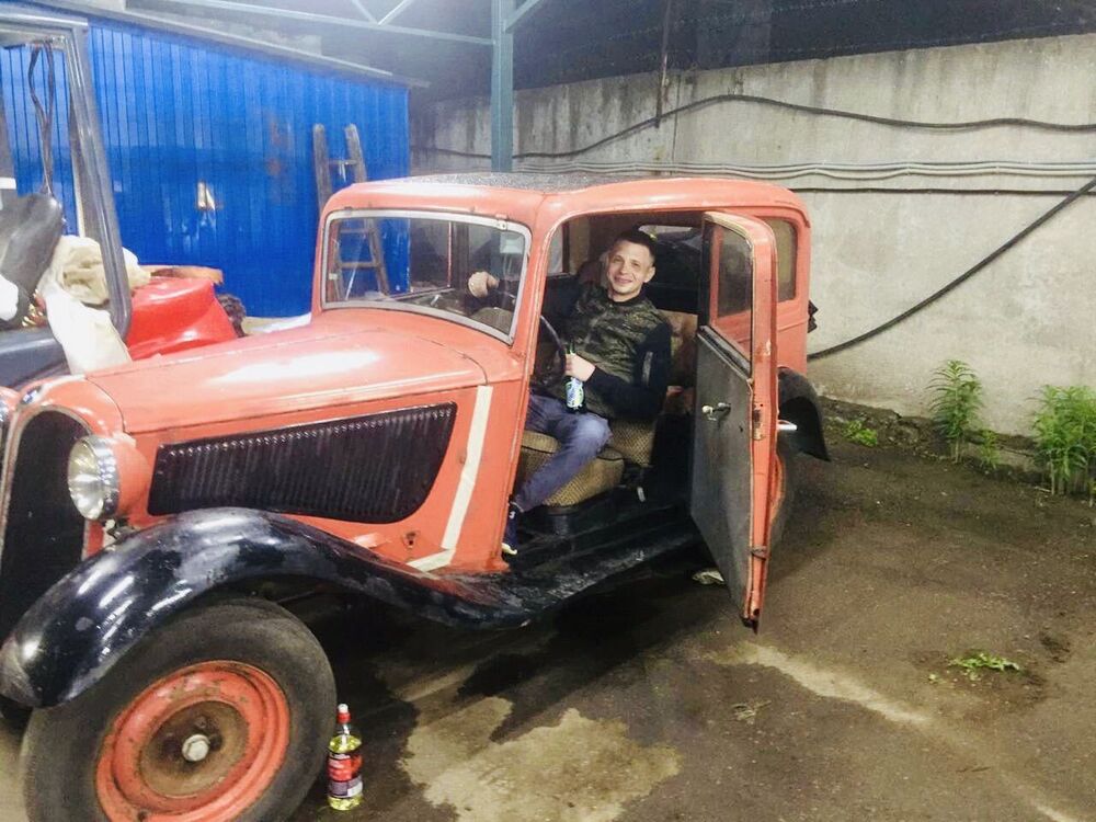  28104585  , 30 ,    