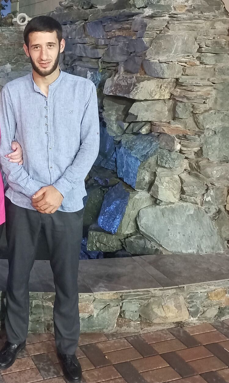  29438805  Murat, 31 ,    