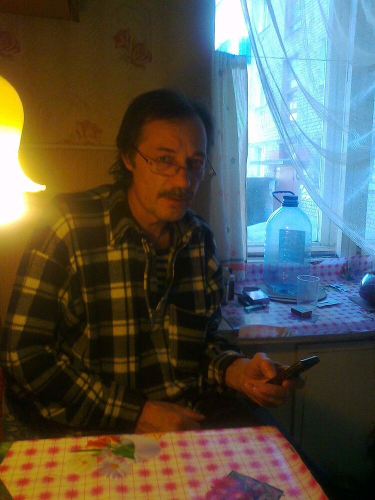  19404265  Michael Ill, 58 ,    