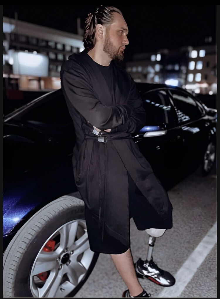  37858845  Hokage, 30 ,    