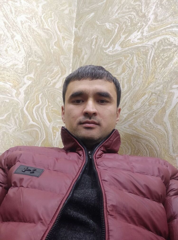  44059645  Sherbek, 40 ,    