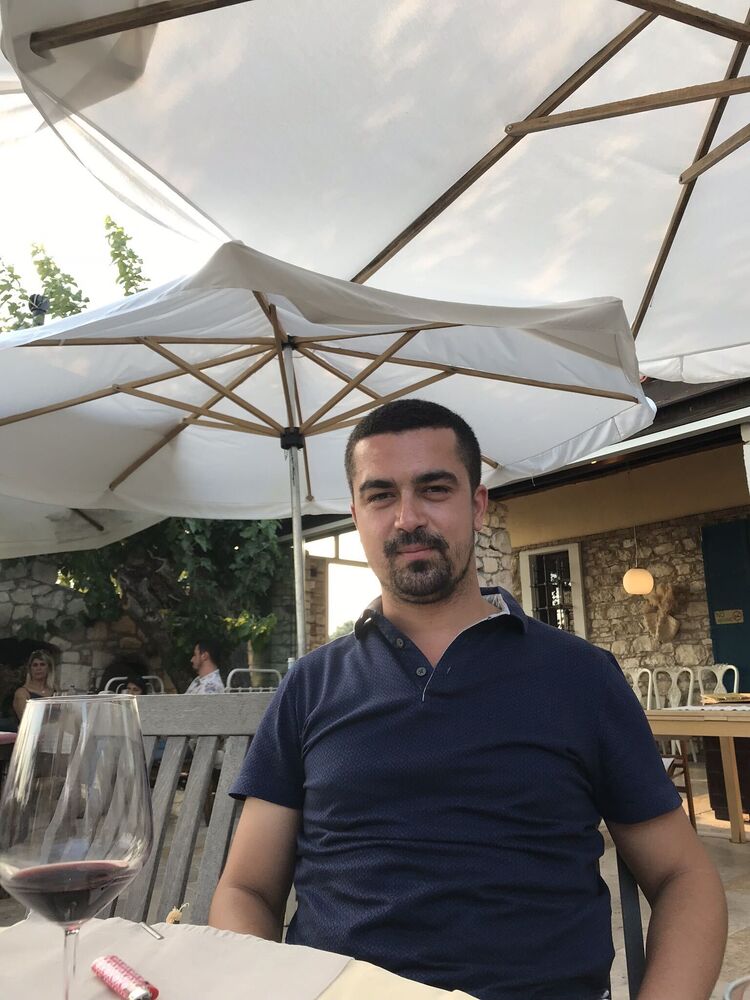 ���������� Burhaniye, ���� ������� Rohan Taner, 36 ���, ������������ ��� ������, ����� � ���������, c�������� ���������, ���������