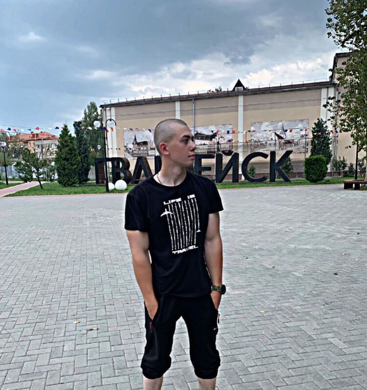  45878385  , 20 ,    