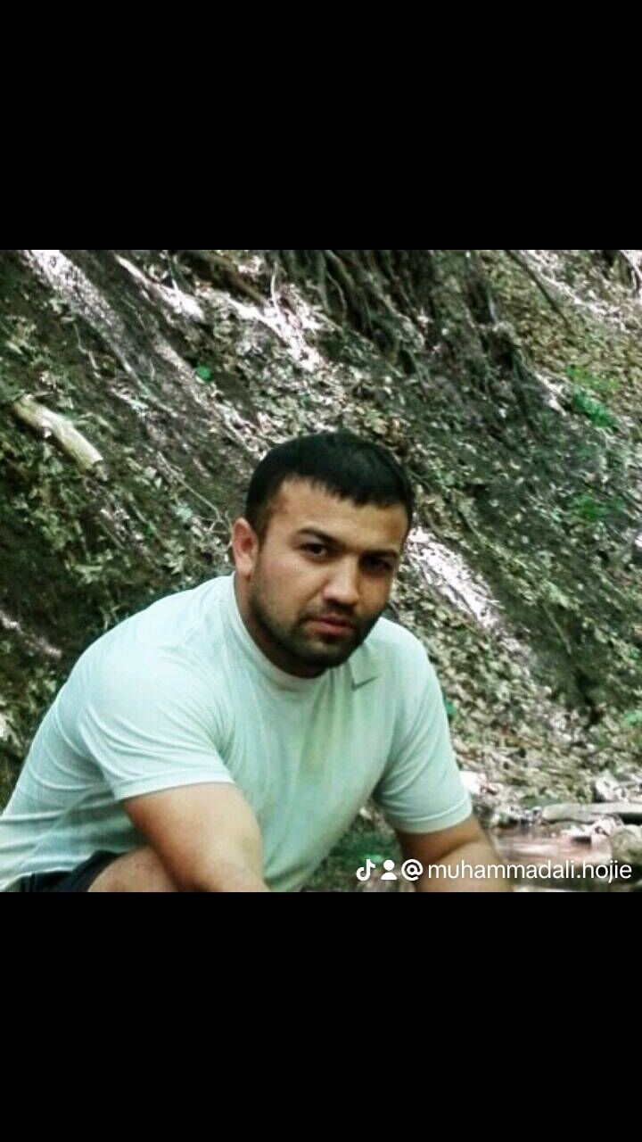  42057945  Sulaimon, 39 ,    