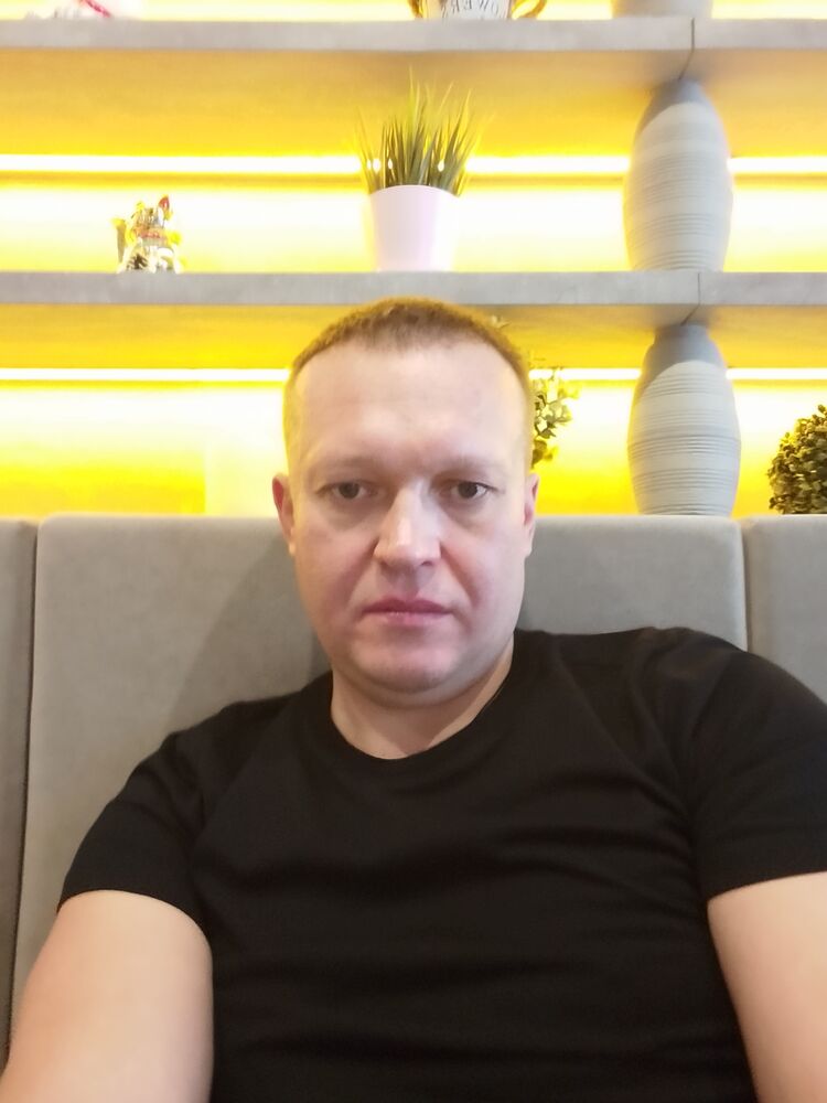  40712585  , 42 ,    