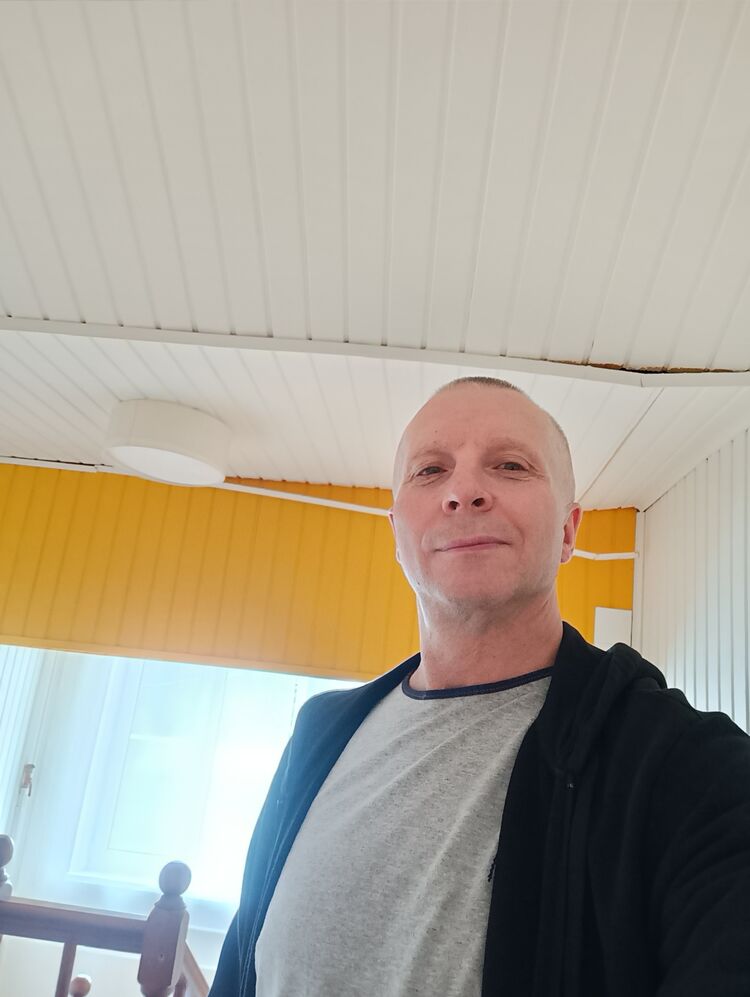  ,   Vova, 60 ,   , c 