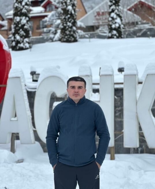  ,   Hayk, 23 ,   ,   