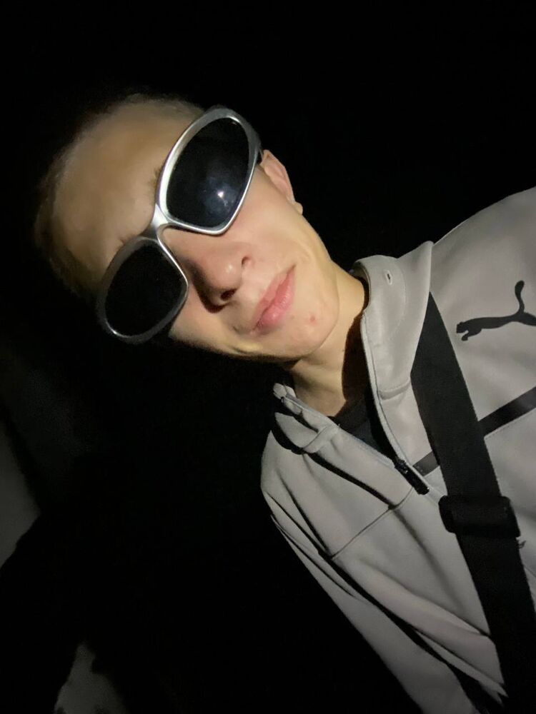 ���� 52098185 ����� Haker, 19 ���, ���� ���������� � ��������