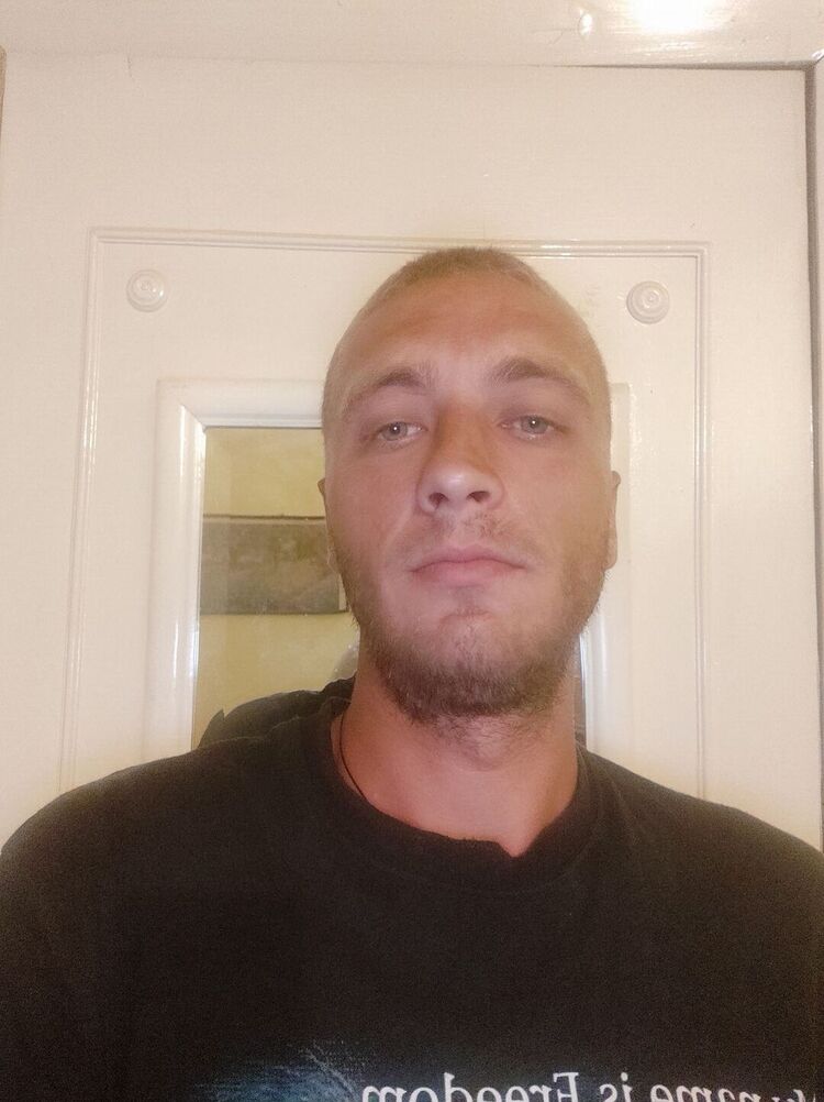  29240095  Alex, 29 ,    Velletri