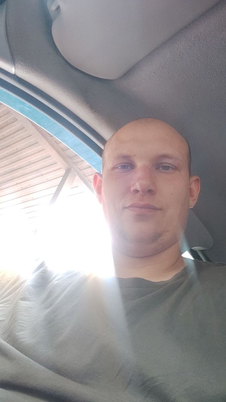  44274105  Vlad, 27 ,    