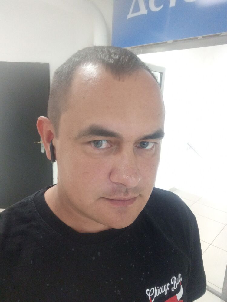  46662905  , 32 ,    
