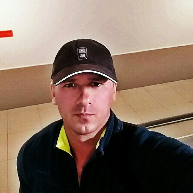  42800685  , 35 ,    