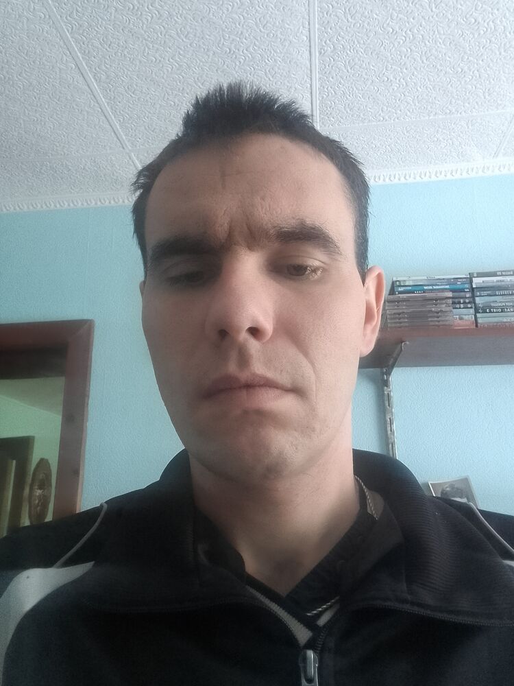  40382835  , 32 ,    -