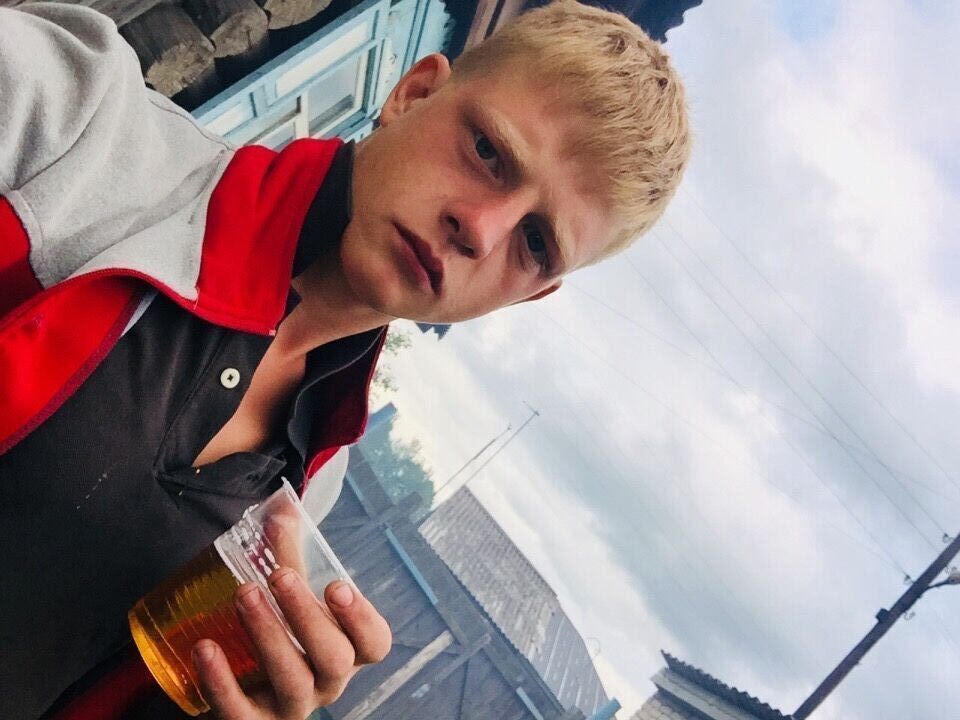  33661875  Andrey, 26 ,    