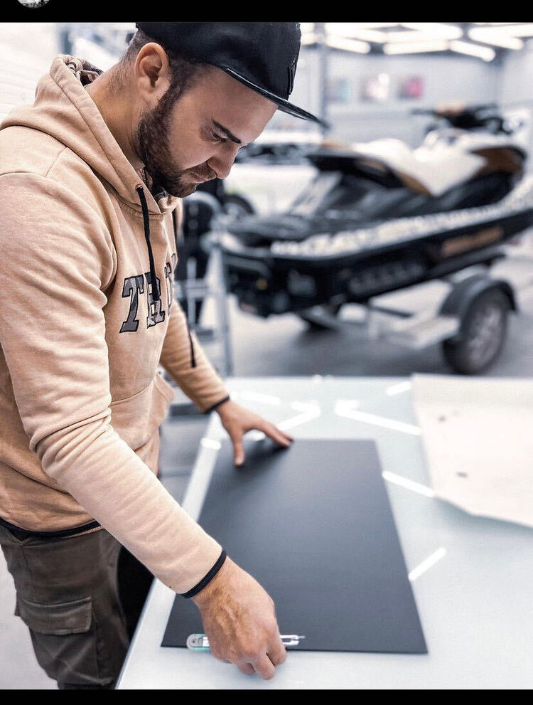  50198685  Gregorii, 34 ,    