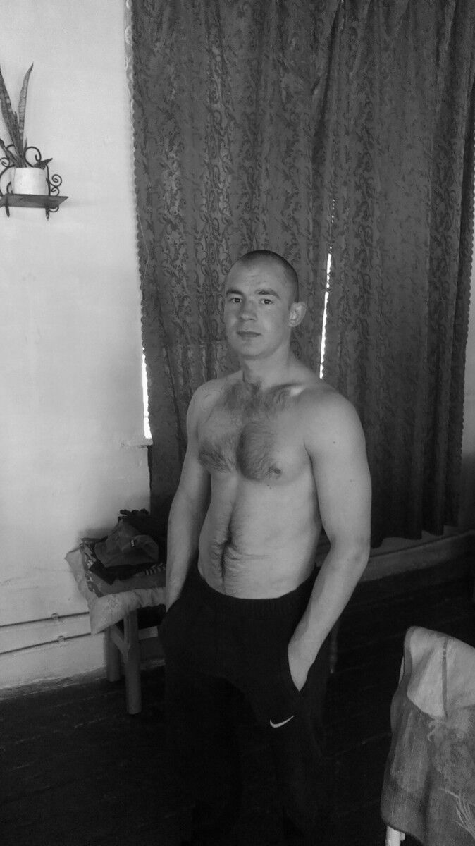  ,   Sasha, 33 ,   ,   , c 
