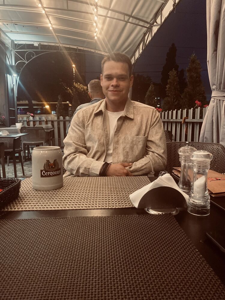 ���� 38334745 ����� ����, 25 ���, ���� ���������� � ������������